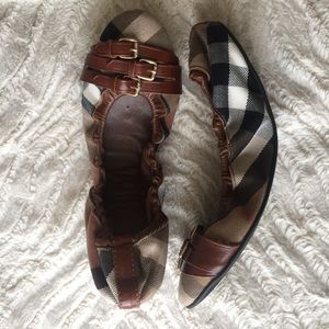 Burberry Ballet Flats